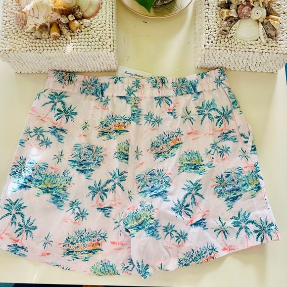 Tommy Bahama size L drawstring shorts. NWT - Picture 2 of 7